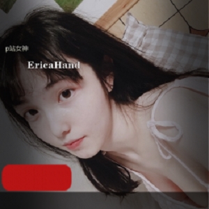 EricaHand越南网红女神的208P14G视频完具收藏，完美颜值、天使脸孔、社保身材、水龙弹语音溅屏LOL国内乡下身份